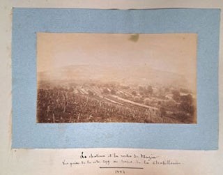 Album photographique. Europe, France, villes, paysages montagneux, balnéaires et châteaux. Original 19th photographs.