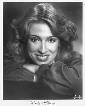Item #19-4333 Wendy Hillhouse (Mez.Sop.); PR Photo. Victor Avila, photo