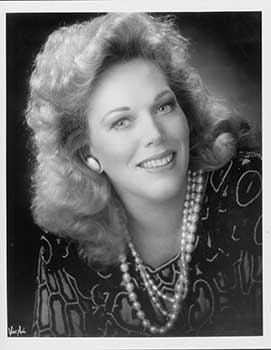 Item #19-5120 Portrait of opera soprano Carol Neblett. Carol Neblett