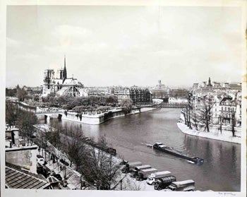 Item #51-0998 Birdseye view of the Seine with Notre Dame. René Jacquet.