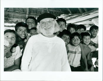 Item #59-4149 Ernesto Cardenal in Nicaragua 1985. Christopher Felver.