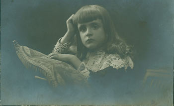 Item #63-2602 Tarjeta Postal. Union Postale Universelle. Post Card With Photograph of Spanish Girl, Arms Resting on Pillow. 19th Century Photographer.
