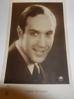 Item #63-8693 Pierre Batcheff Post Card. Cinemagazine-Edition, Films Paramount, France Paris