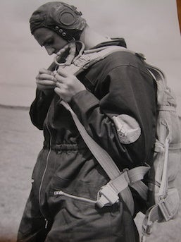 Item #68-4395 Parachutist. Allies Artists Pictures, Cocinor?
