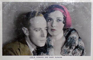 Item #70-0160 Leslie Howard and Mary Duncan. 20th Century Photographer