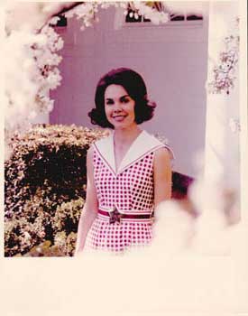 Item #70-0705 Original official White House portrait of President Richard Nixon's daughter Julie...